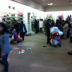 Bombeneinschlag im Kaufhaus