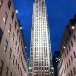 Der Turm in Relation zum Baum